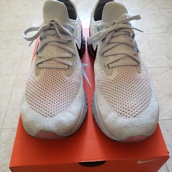 Nike Epic React Flyknit - Picture 10 of 11